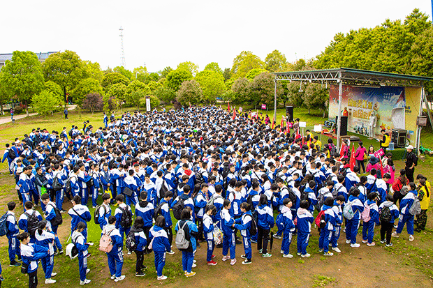 洋溢青春梦，绽放我光彩 ——呈昱安训助力周南中学“提升安全素质、争做文明学子”研学活动 (图2)