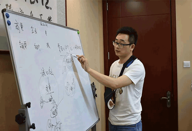 西米集团到访嘉瀛汇参观交流 双方就战略发展合作进行深入交流(图4)