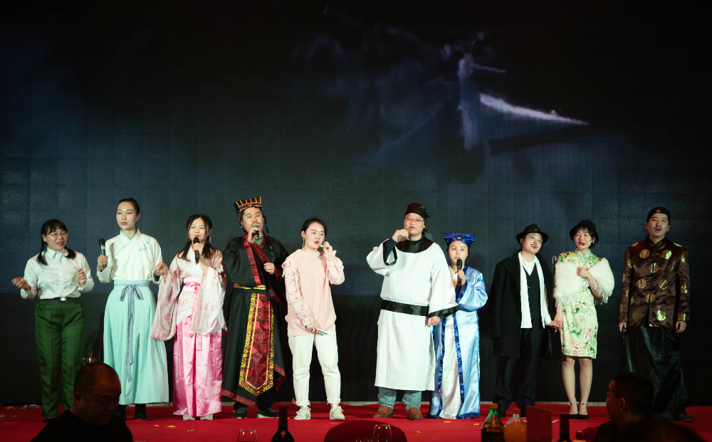 征途如虹、信仰如铁 ——西米集团2019新春年会圆满举行(图12)